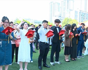 多彩活动迎“五四” 擦亮底色绘青春