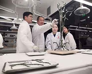 “我在三星堆修文物”！揭秘三星堆文物保护与修复馆：很多新出土文物在这里修复